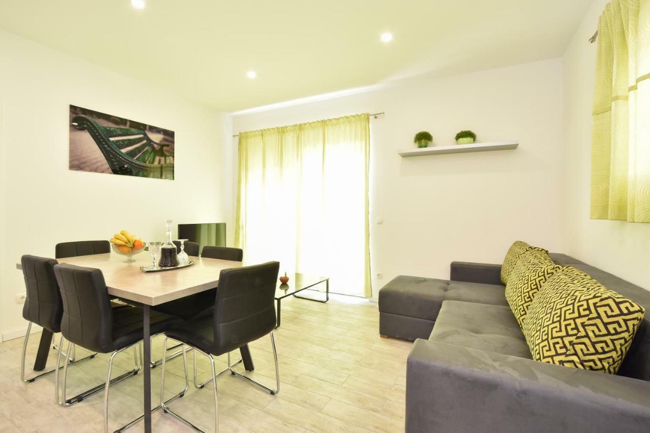 Apartmani Iva&Ante Dugi Rat Exteriér fotografie
